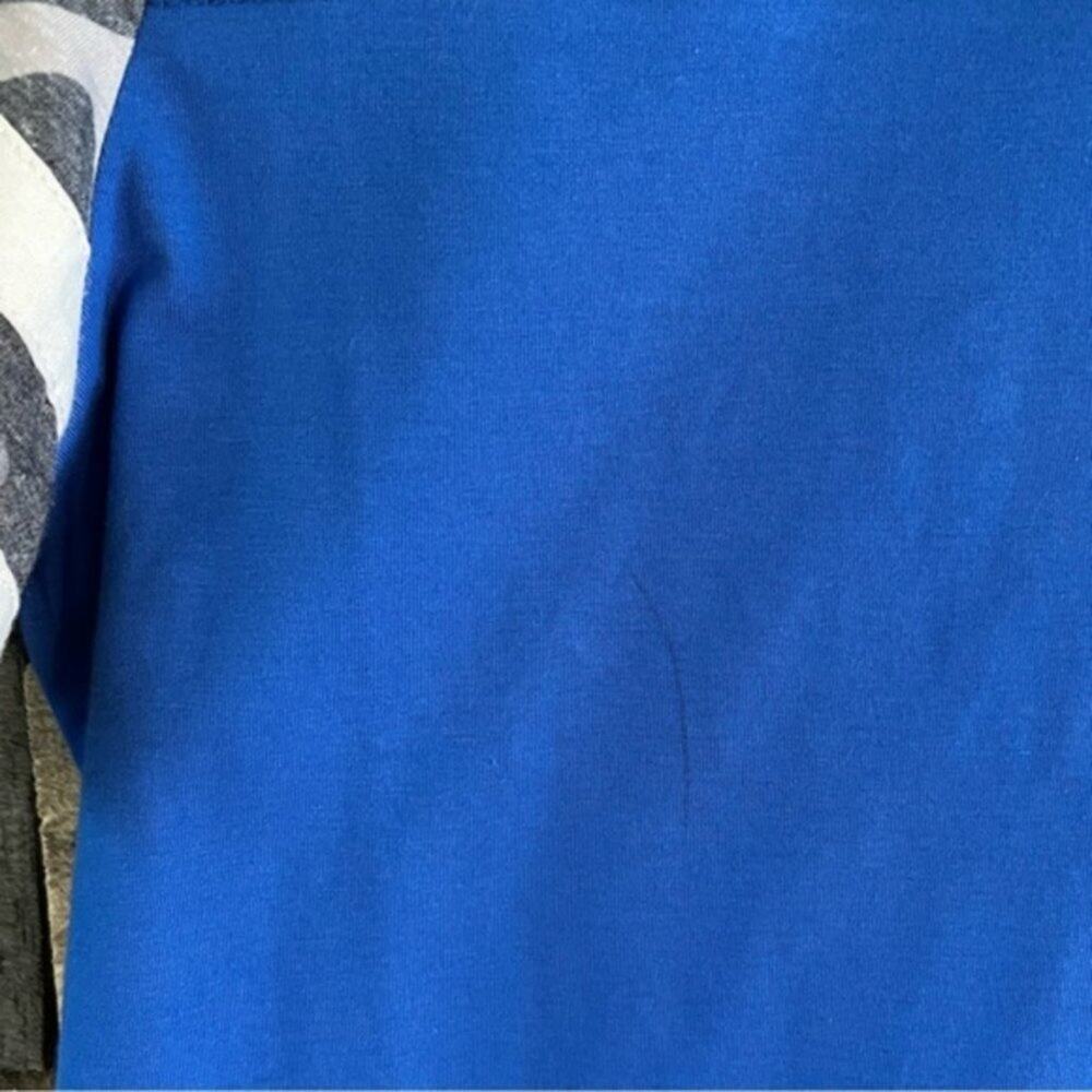Sunshine‎ & Rodeos Blue Camo Top Size Small - Picture 12 of 13